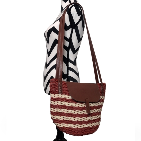 Sun N Sand Handbags - Sun N Sand Horizontal Striped Straw Summer Boho Hand Shoulder Bag